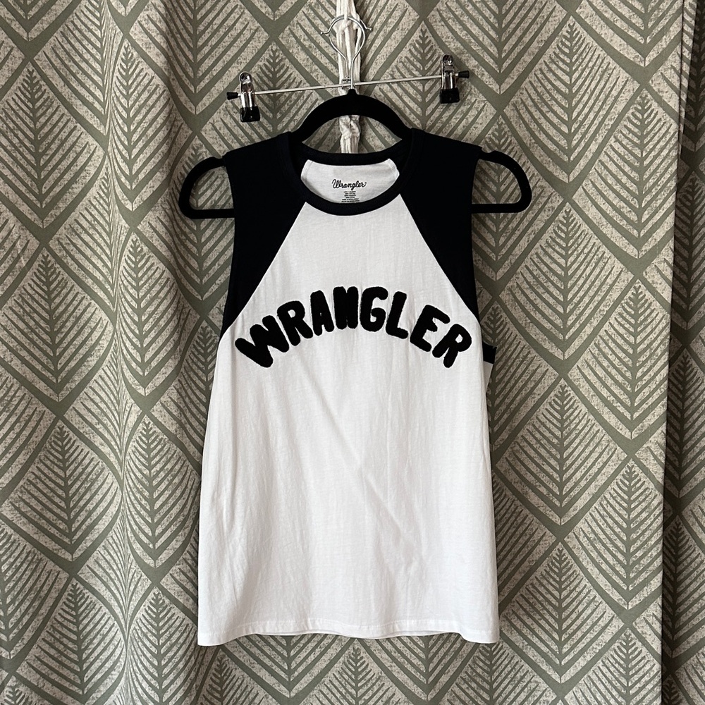 Wrangler Monochrome Sleeveless Top EUC